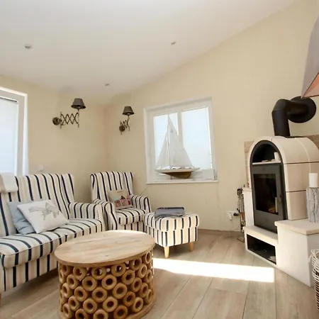 בית נופש Haus Seehus *